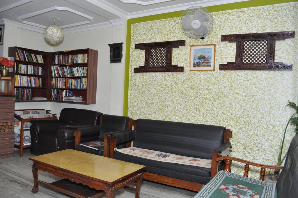 Hotel Florid Kathmandu Bagian luar foto