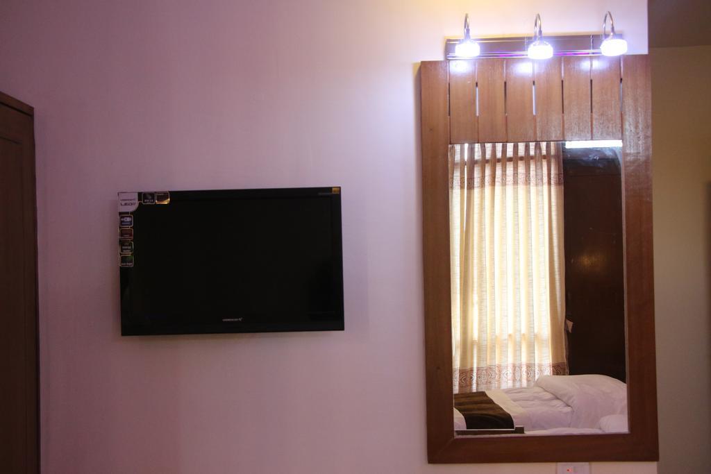 Hotel Florid Kathmandu Bagian luar foto