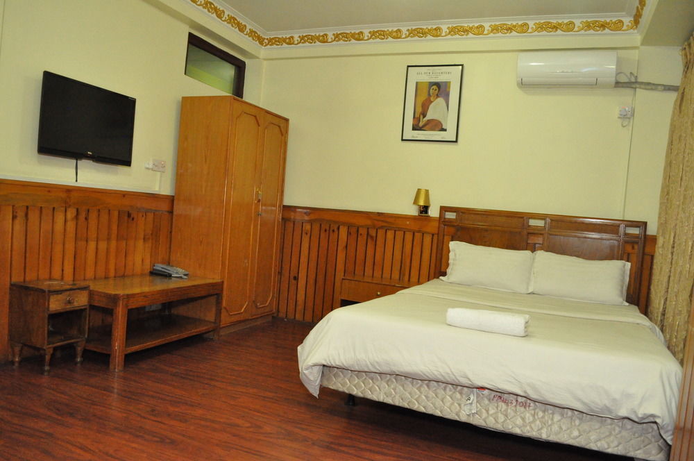 Hotel Florid Kathmandu Bagian luar foto