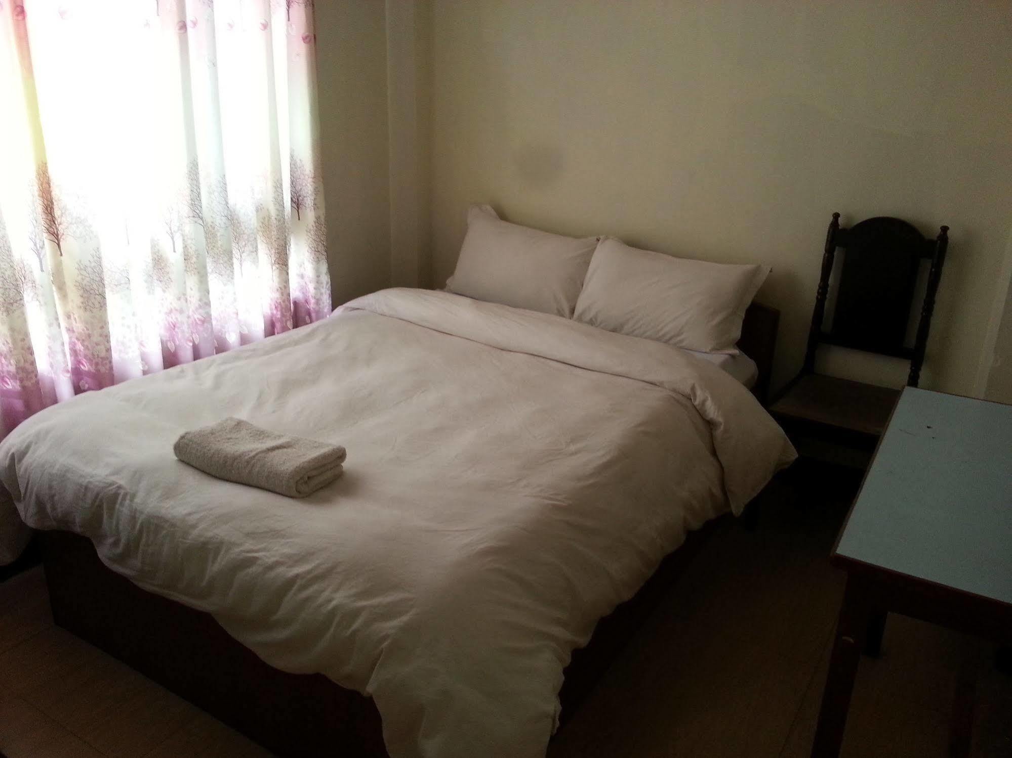 Hotel Florid Kathmandu Bagian luar foto