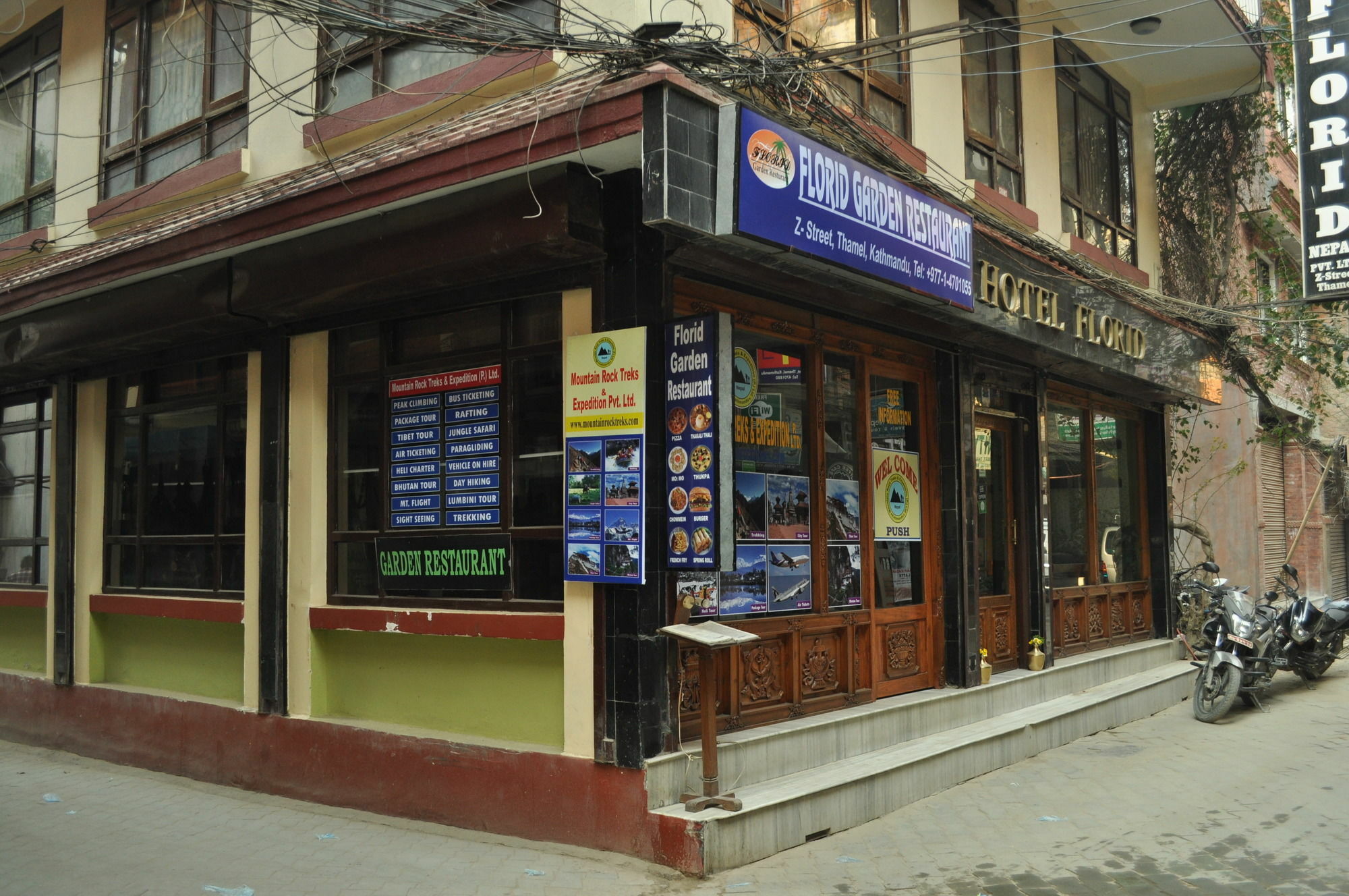 Hotel Florid Kathmandu Bagian luar foto
